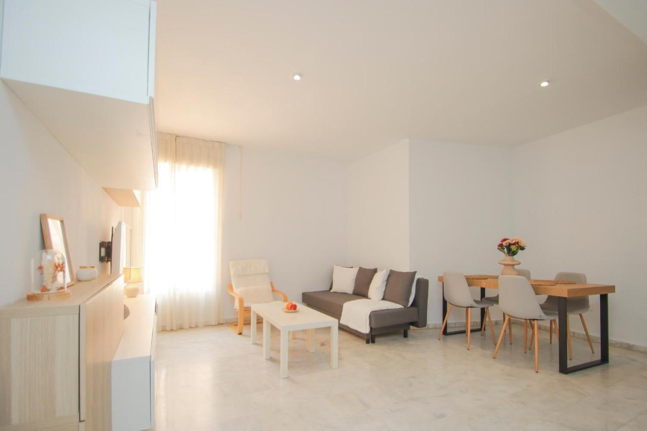 Modern Apt - Luxe Queen Bed - Walk To Isla Magica Sewilla Zewnętrze zdjęcie