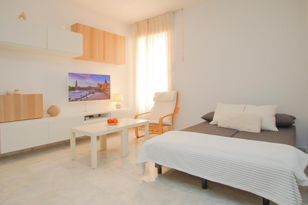 Modern Apt - Luxe Queen Bed - Walk To Isla Magica Sewilla Zewnętrze zdjęcie